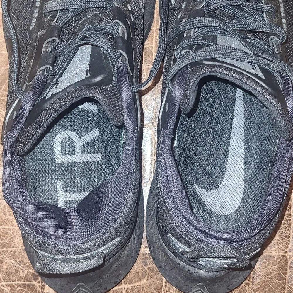 Nike Pegasus Trail 3 GTX.  Triple Black.  Size 7.5 Men. - Picture 8 of 13